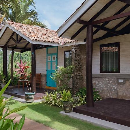 The Doctor'S House Hostel Matara Bagian luar foto